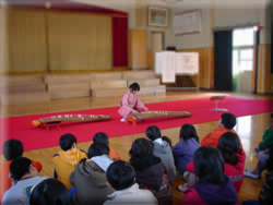 オープニング曲